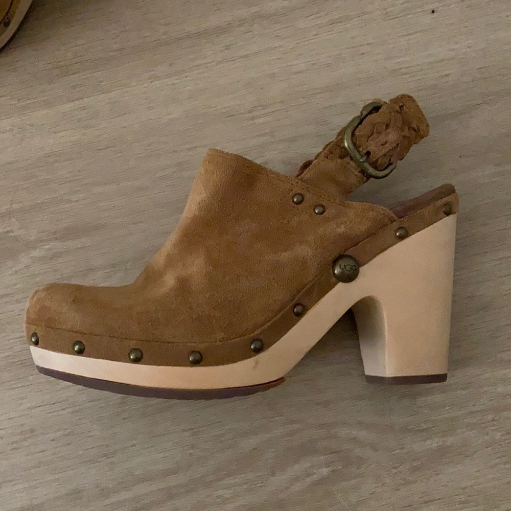 Ugg clogs